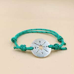 Regulowana bransoletka żeglarska z dużą różą wiatrów ze sznurka